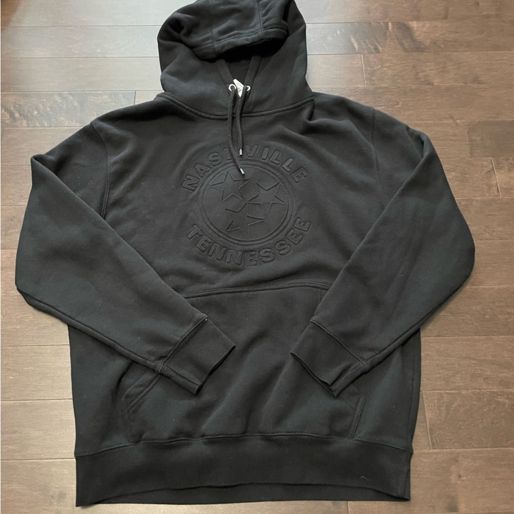 Nashville Tennessee Black Sweatshirt Size Large New With Size Tags